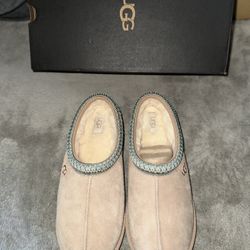 Ugg Tasman