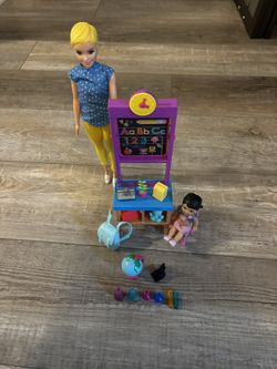 Barbie School Set With Extra Accessories 