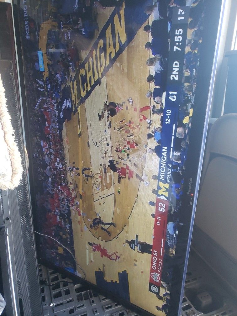 55" PANASONIC LCD TV