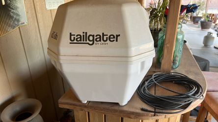 Dish tailgater