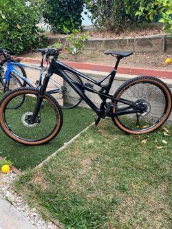 INTENSE TWOSEVENFIVE TRACER 27.5 CARBON FIBER