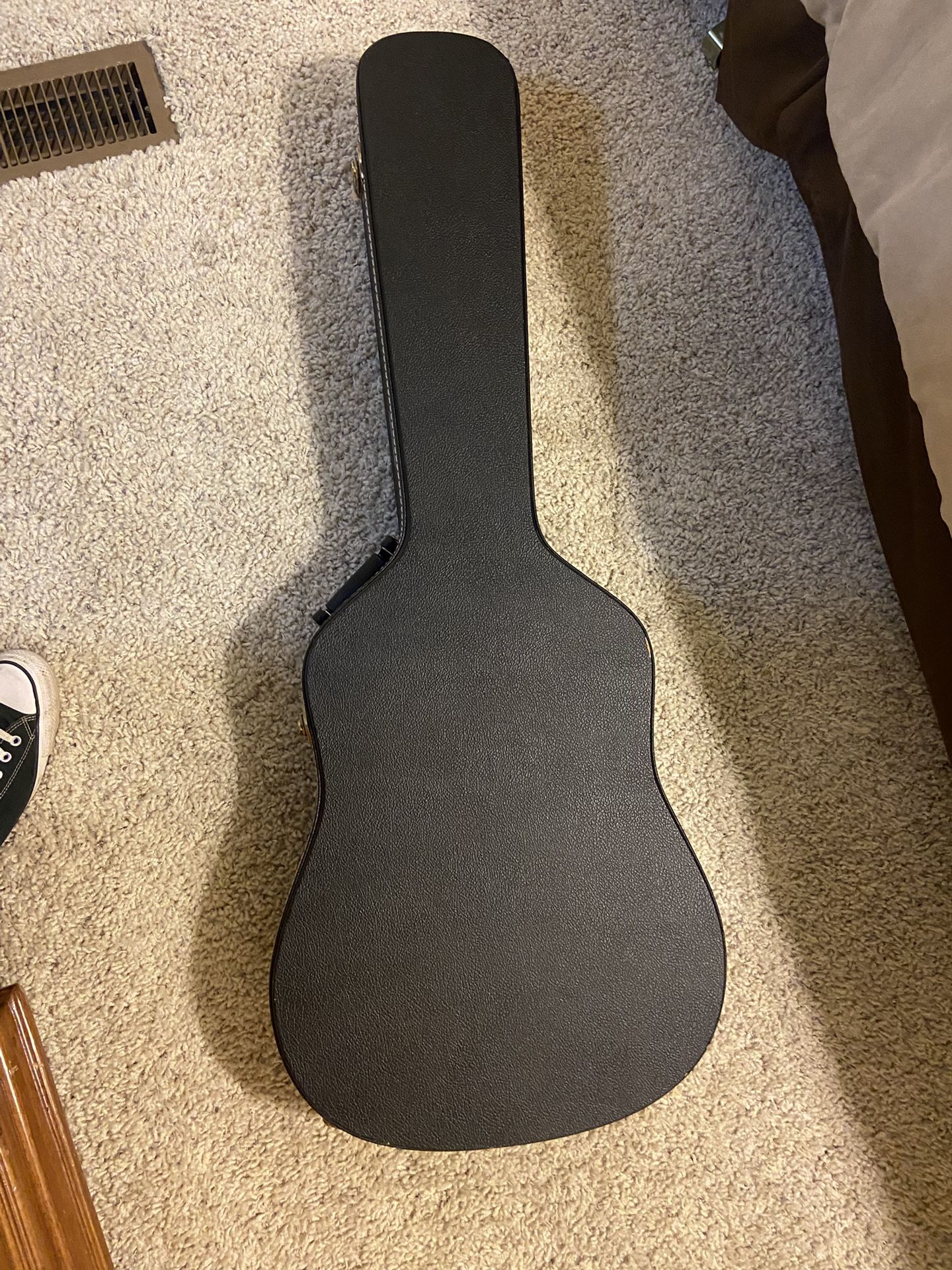 Acoustic Guitar Case
