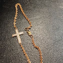 10k Diamond Cross Bracelt