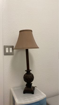 Table lamp
