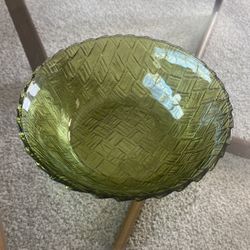 Vintage Indiana Glass Weavetex Green Bowl