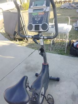 Stationary Bike Older Model Speakers Plug In For Music
