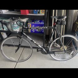 Road Bike - Cannondale R600 - Ultra Slice - 58size
