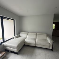 White Leather Couch With Recliners