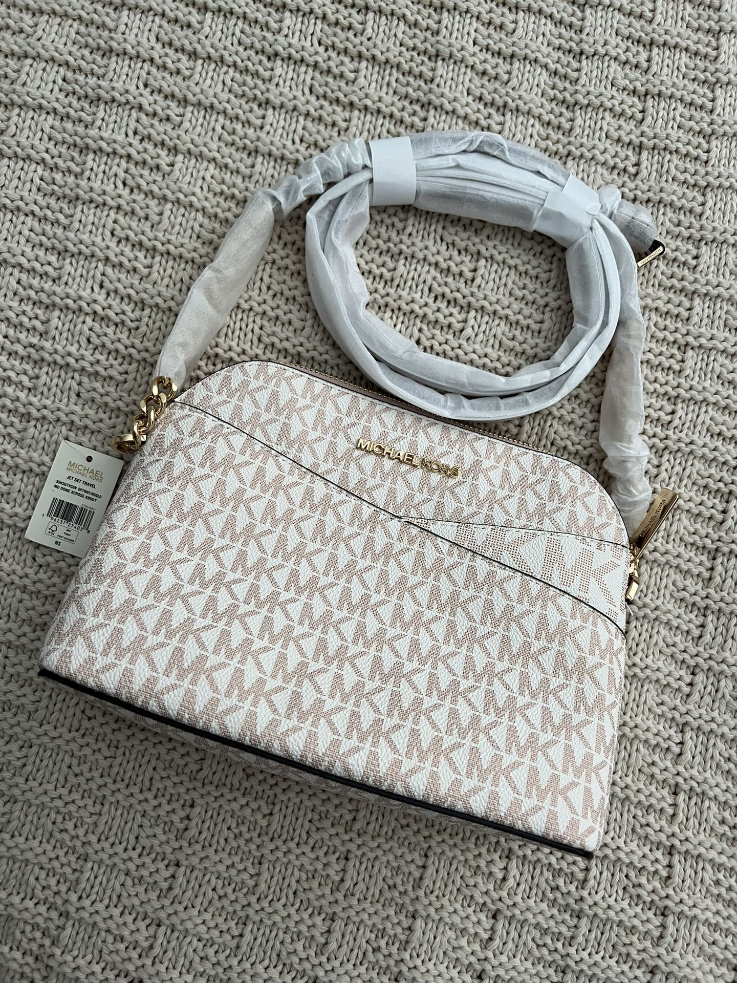 Michael Kors Jet Set Travel Medium Logo Dome Crossbody Bag
