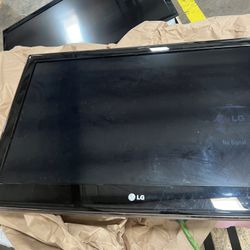 32 Inch LG TV WITH  REMOTE 