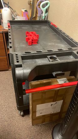 Rubbermaid 