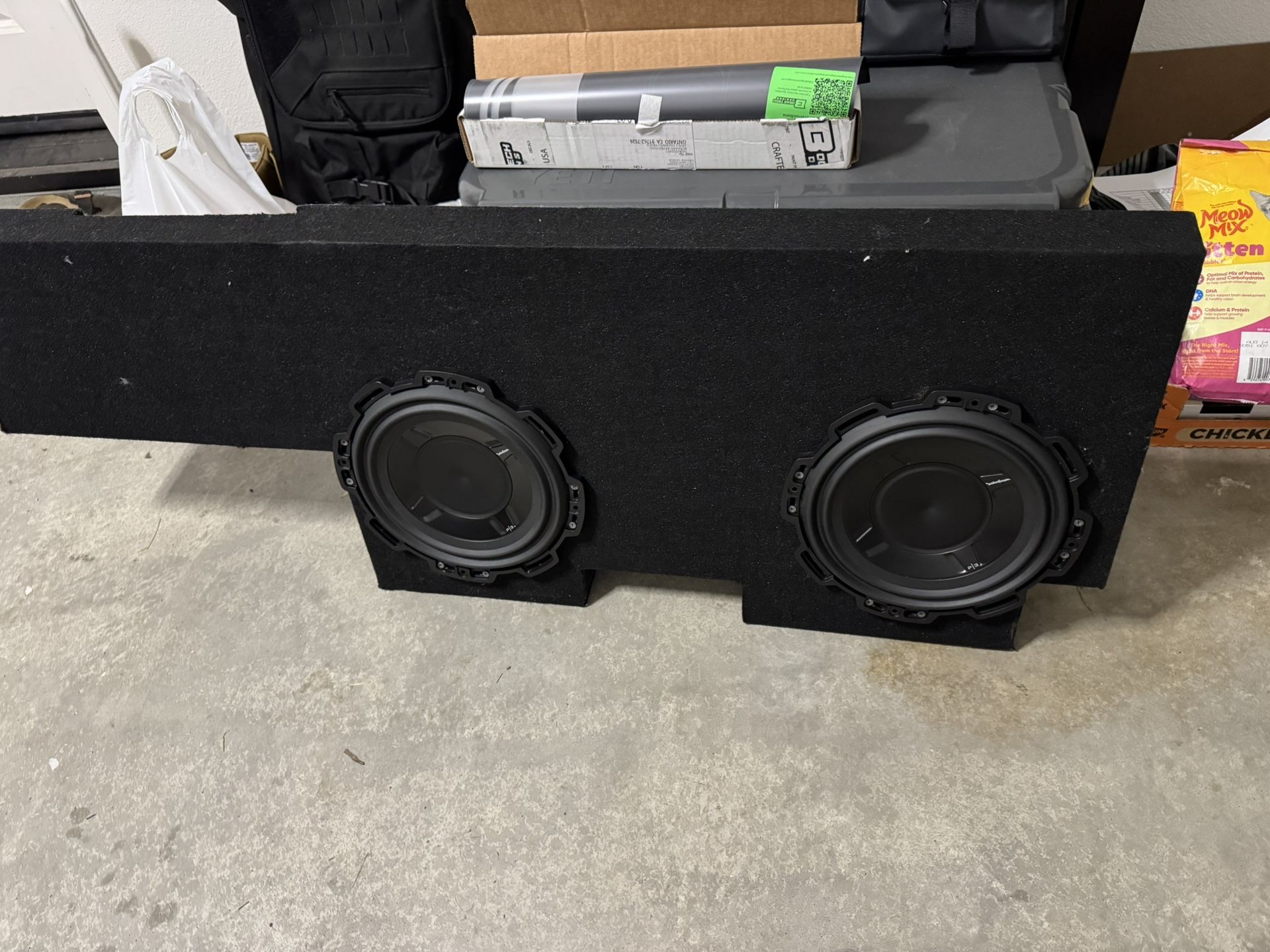 Tundra Subwoofers And Box