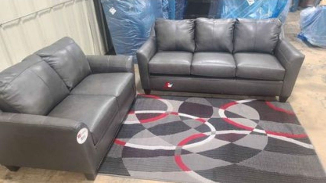 Top Grain Leather 2pc Living Room Set😍/ Take it home with Only $39down/ Hablamos Español Y Ofrecemos Financiamiento 🙋🏻♂️