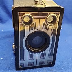 Vintage Kodak Box Camera Brownie Junior Six-16 Untested