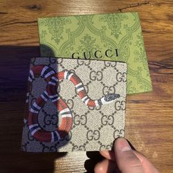 Gucci Wallet 