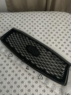 Infiniti Q50 Black grille