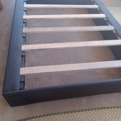 Full Bed Frame...Good conditions...(Leather Imitation 