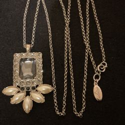 34” SilverTone Necklace And  Beautiful Pendant With (Crystals,onyx ,and Pearls)By,  Ann Taylor 