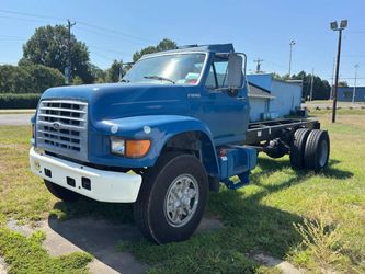1998 Ford F-700