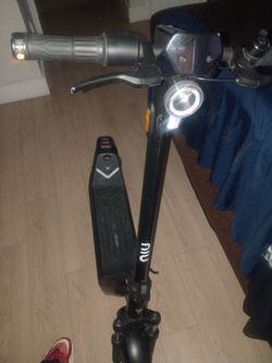 NIU Electric Scooter Black