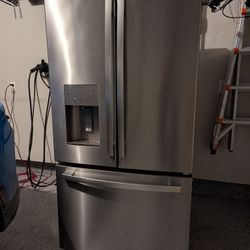 GE 25.7 Cu. Ft. French Door Refrigerator