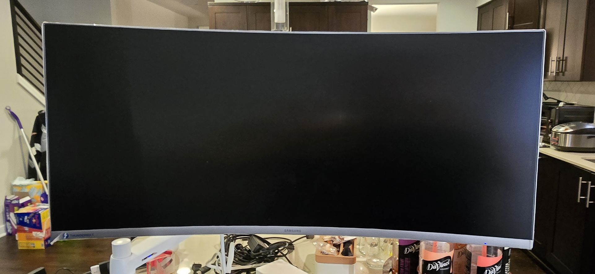 34” Samsung Viewfinity CJ79 Series Monitor