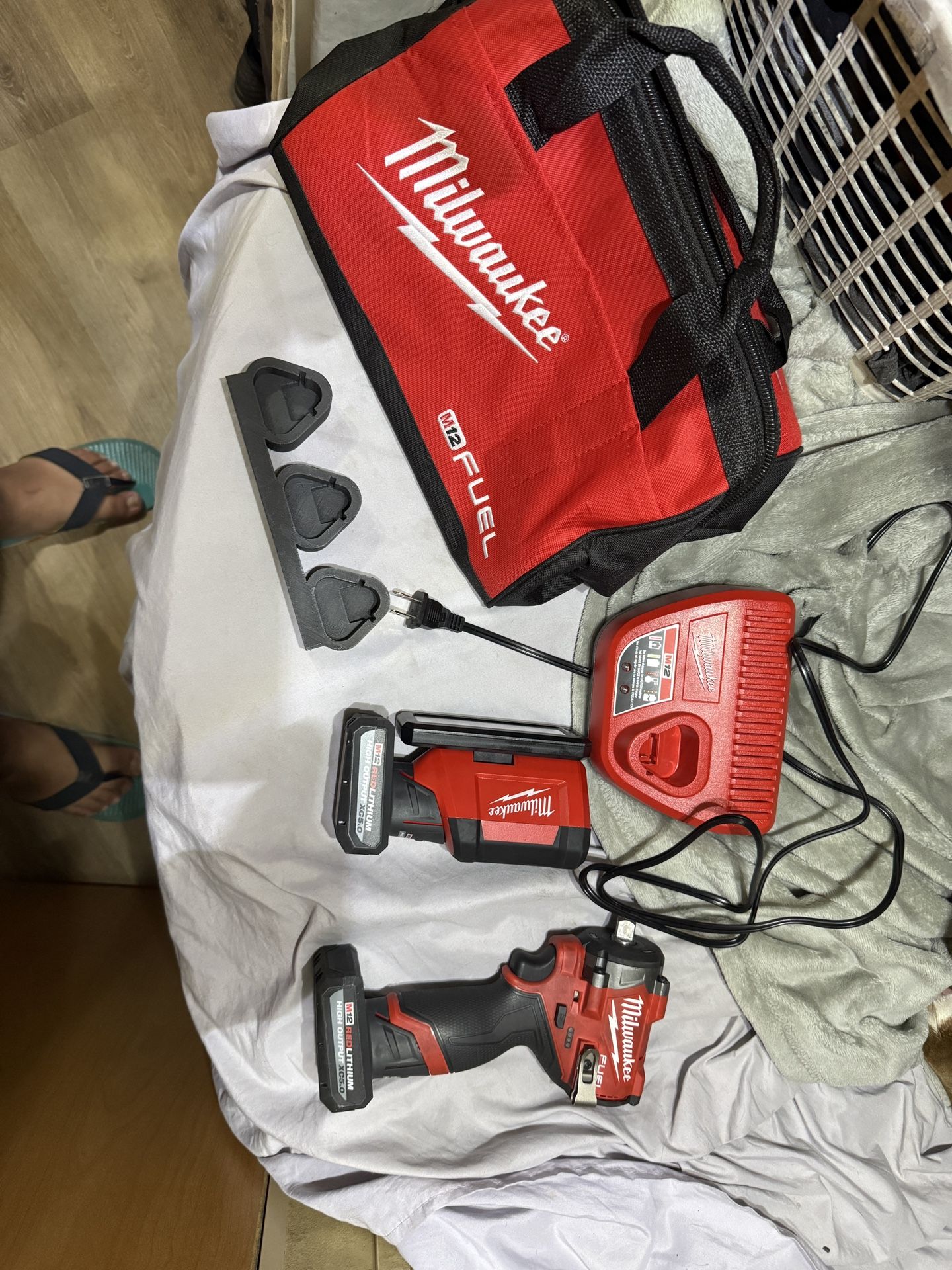 Milwaukee M12