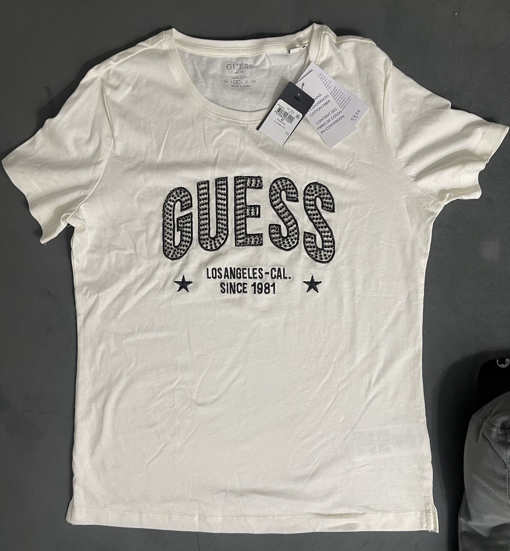 New Guess Woman T-Shirt Size M 