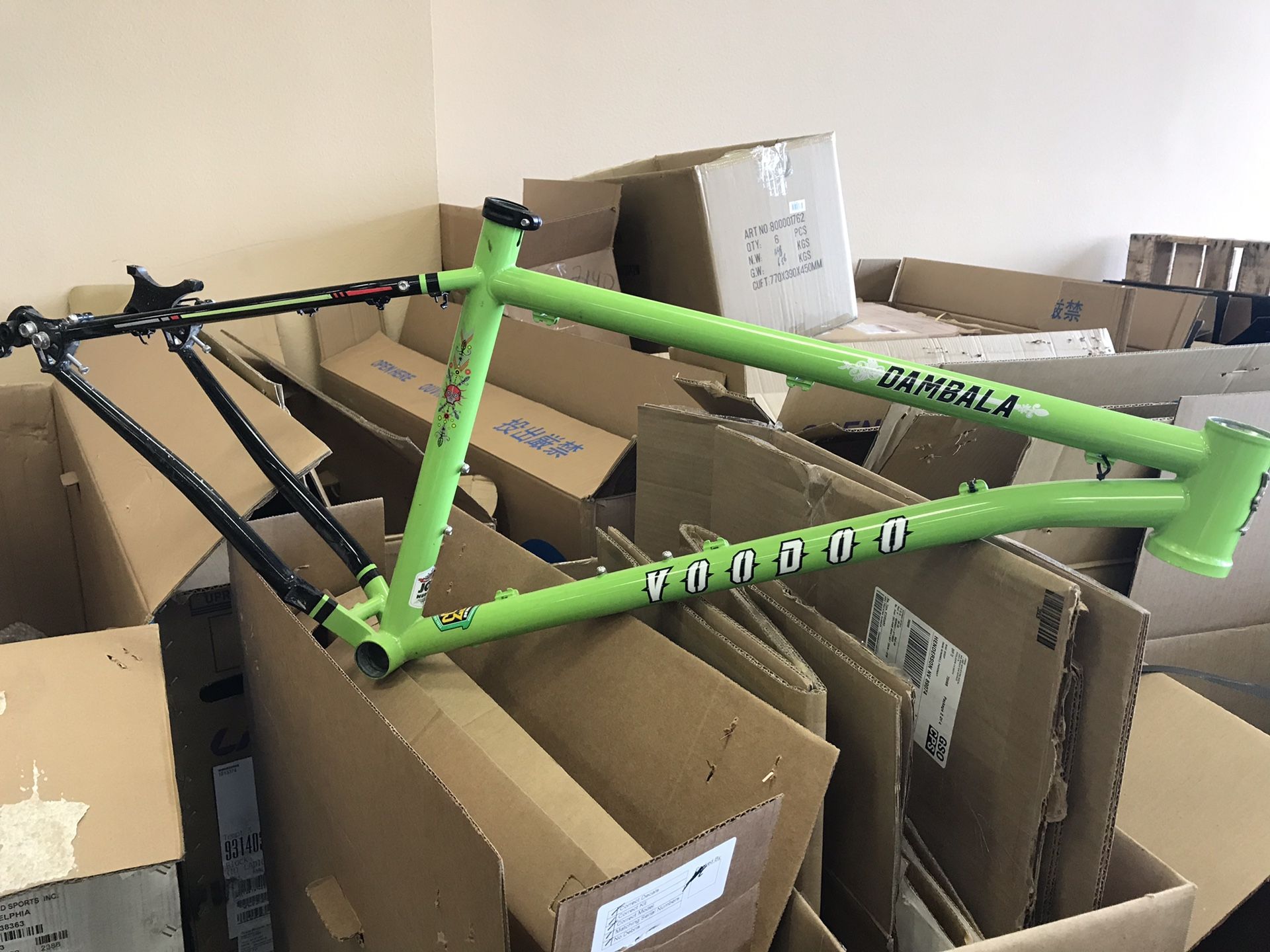 Voodoo Dambala Frame with FSA headset