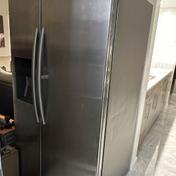 Like New Samsung Fridge