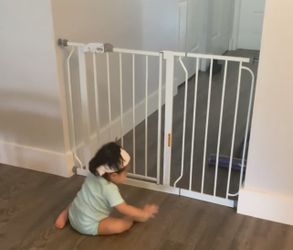 Baby Gate: White - W42inch, H 30.5inch LIKE NEW