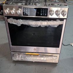 NEW GE PROFILE SMART GAS RANGE SLIDE IN WITH CONVECTION OVEN AND AIR FRY