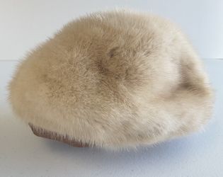 VINTAGE REAL MINK HAT 1950s