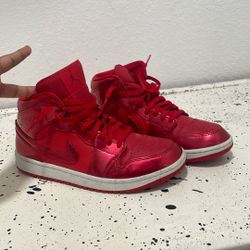 Air Jordan 1 University Red Pomegranate🔥