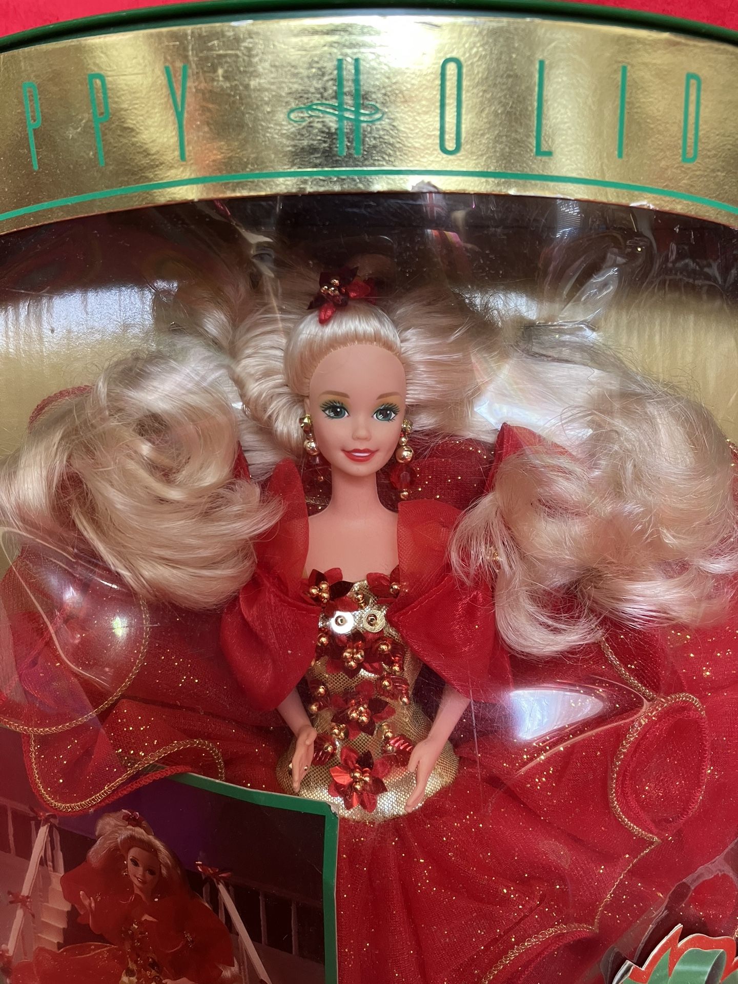 NEW Vintage BARBIE DOLL HAPPY HOLIDAY SPECIAL EDITION 1993 ‼️ BOX DAMAGED ‼️ Price Is FIRM ‼️ See HUGE Collection ALL MUST GO ‼️ See Pictures ..