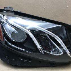  2017-2020 MERCEDES E CLASS W213 RIGHT HEADLIGHT LED 5 PIN OEM A(contact info removed)