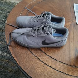 Mens Shoes
