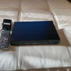 Sony 4K Upscaling 3D Streaming Blu-ray Disc Player