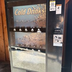 Full Size Vending Drink Machine VMax 721