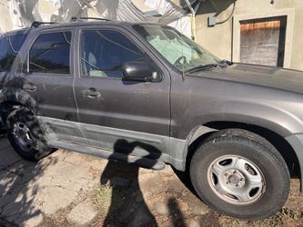 2003 Ford Escape