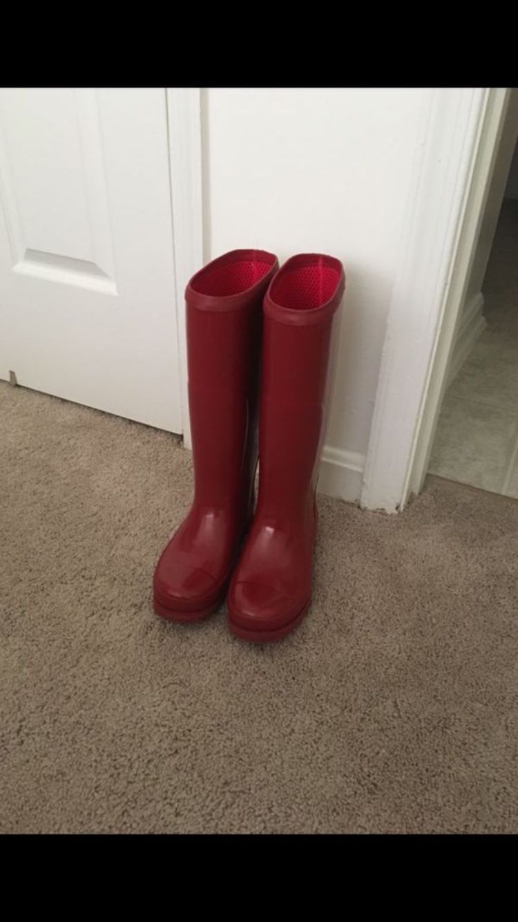 Sorel woman rain boots us size 6