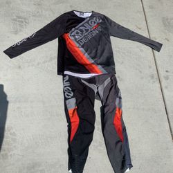 2020 Troy Lee Designs Dirt Bike Gear