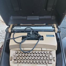 Type Writer Coronamatic 6e Brown