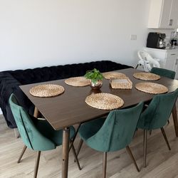 Dining table with chairs