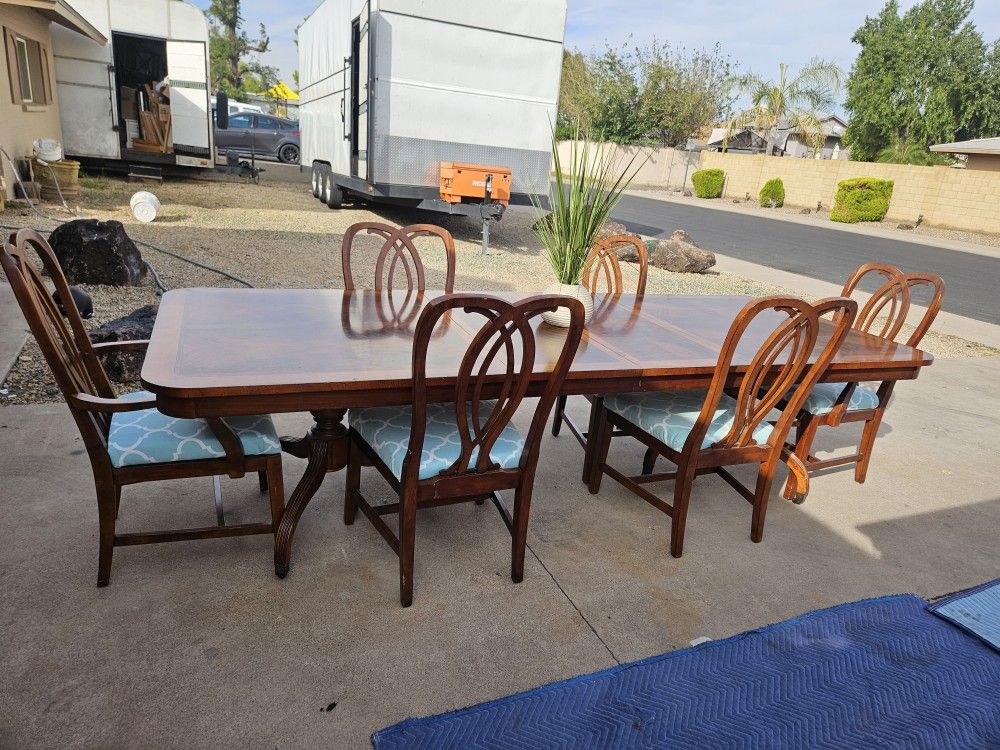 Dining Table With 6 Chairs 