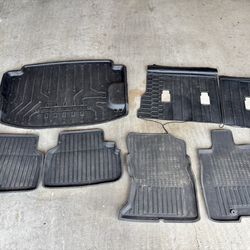 Subaru crosstrek All weather floor mats and cargo tray.