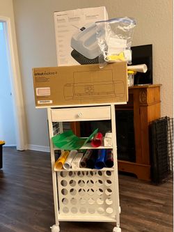 Cricut, Iron and Accessories