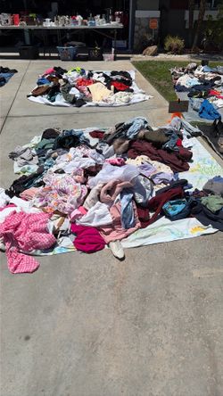Fill a bag for $10 - 17185 Volante Ct. Fontana