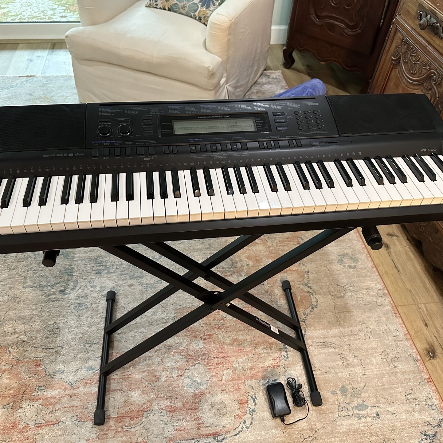 Casio WK 500 -76 Key Electronic Keyboard for Sale in Melbourne, FL