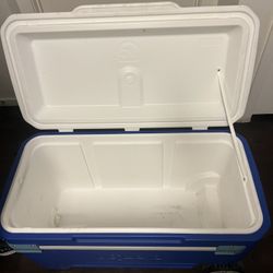 The brand is an igloo cooler 110qt